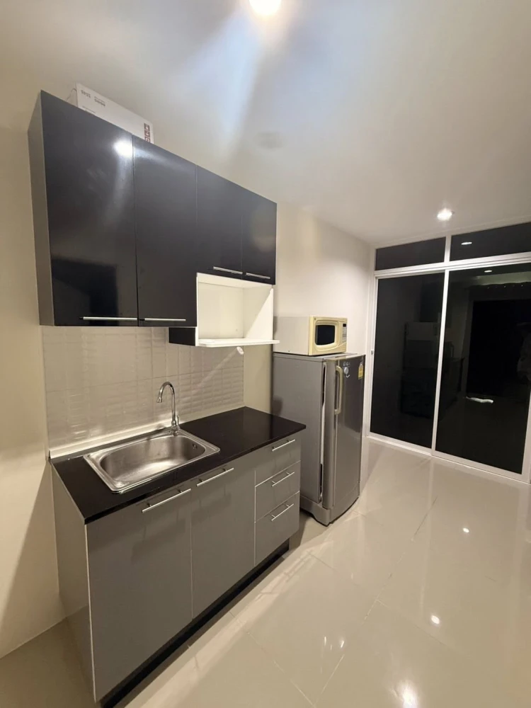 ให้เช่า อัสสกาญจน์เพลส ศรีนครินทร์ ห้องพร้อมอยู่ เฟอร์พร้อม ชั้นสูง จองเลย ราคานี้หายาก+++