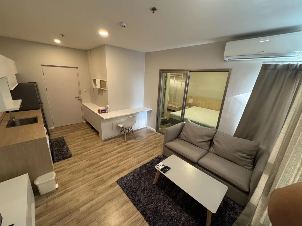 For rent, Ease 2 Rama 2, good location, quiet, private, bring your bags and move in immediately, with electrical appliances provided.