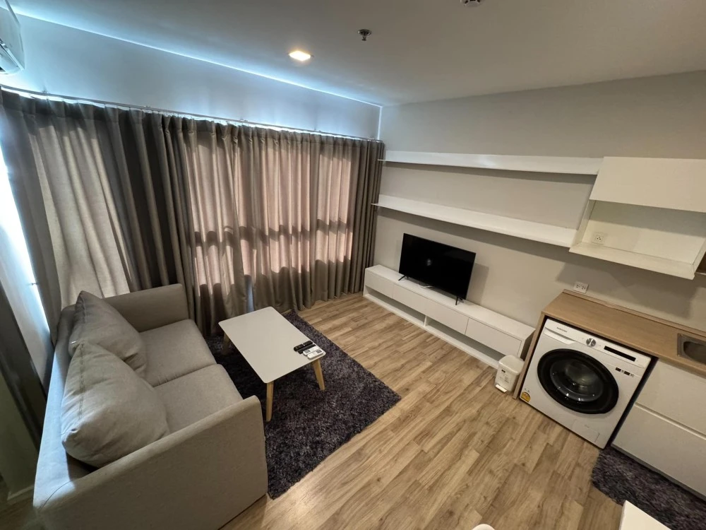 For rent, Ease 2 Rama 2, good location, quiet, private, bring your bags and move in immediately, with electrical appliances provided.
