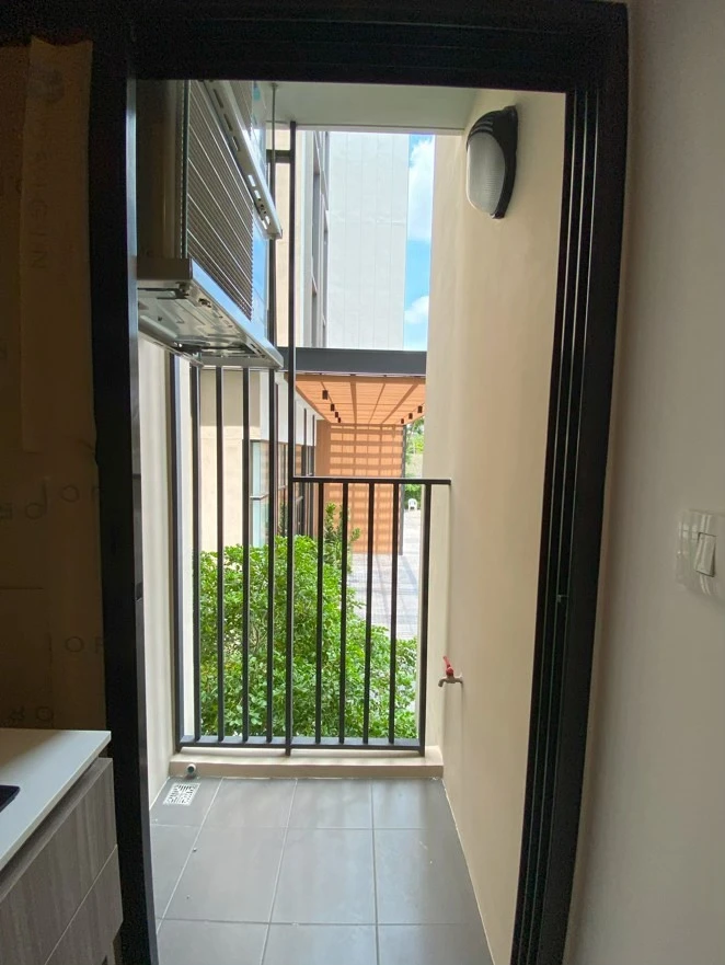 For rent: Kensington Phahon Yothin 63. Special soundproof walls added to the bedroom area. Comfortable and private. Reserve now.