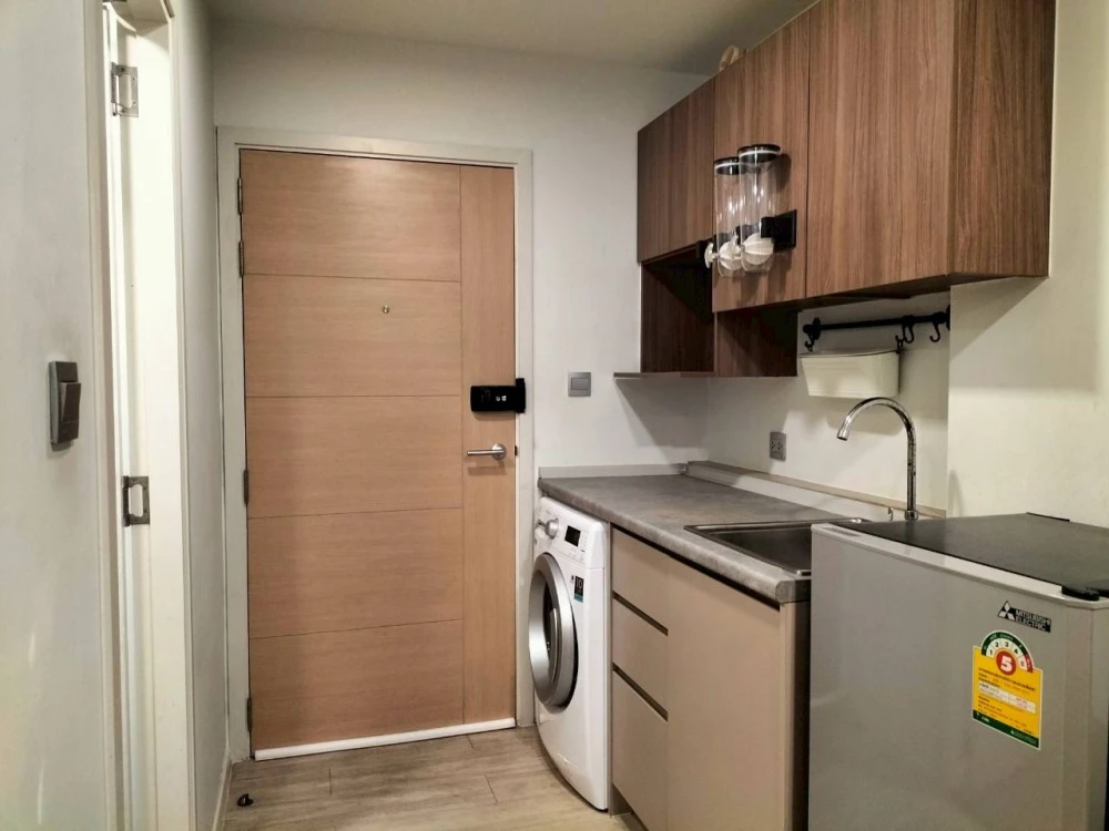 For rent!! Cave Condo, 7th floor, Building C, comes with complete decoration. If interested, hurry and reserve now. Don't wait!!