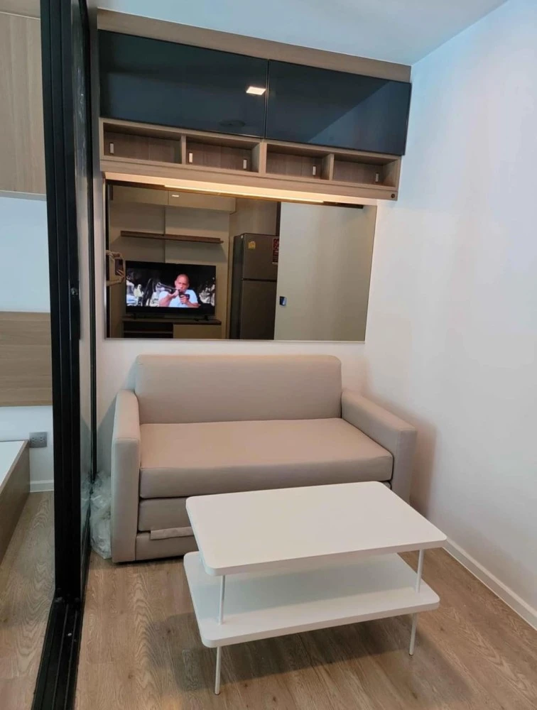 For rent, Cave Town Space, 4 floor, swimming pool view, full built-ins, fully furnished, just carry your bags and move in immediately. Book now.