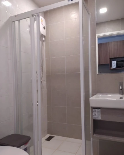 For rent: Cave Town Space, 6th floor, pool view, fully furnished, very livable. Book now! (Quickly!)