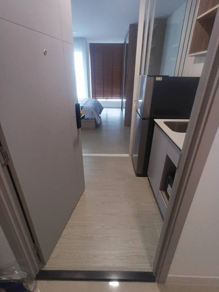 For rent: Cave Town Island, 4th floor, fully furnished room, ready to move in. Interested? Hurry and book now. Urgent!