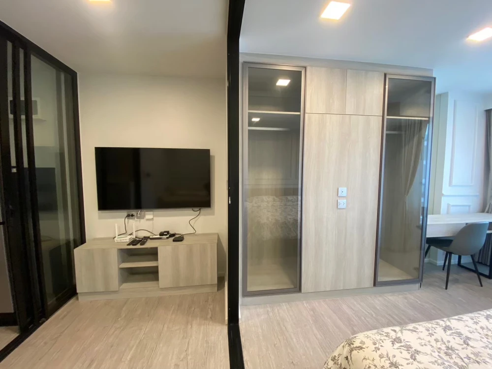 For rent, Cave Eva, 7th floor, spacious room, comes with complete decoration, very livable, hurry and reserve now.