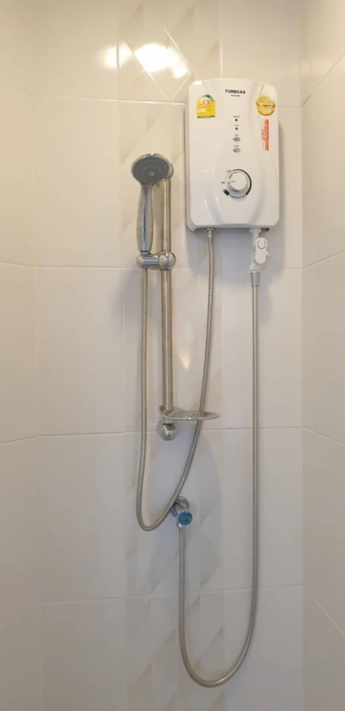 For rent J Condo Sathorn-Kalapaphruek. room ready Comes with full facilities I was told that I had to reserve quickly.