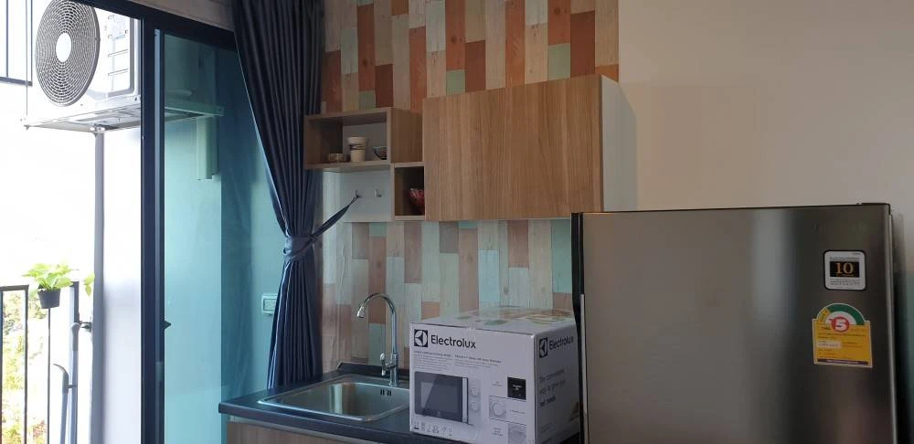 For rent J Condo Sathorn-Kalapaphruek. room ready Comes with full facilities I was told that I had to reserve quickly.