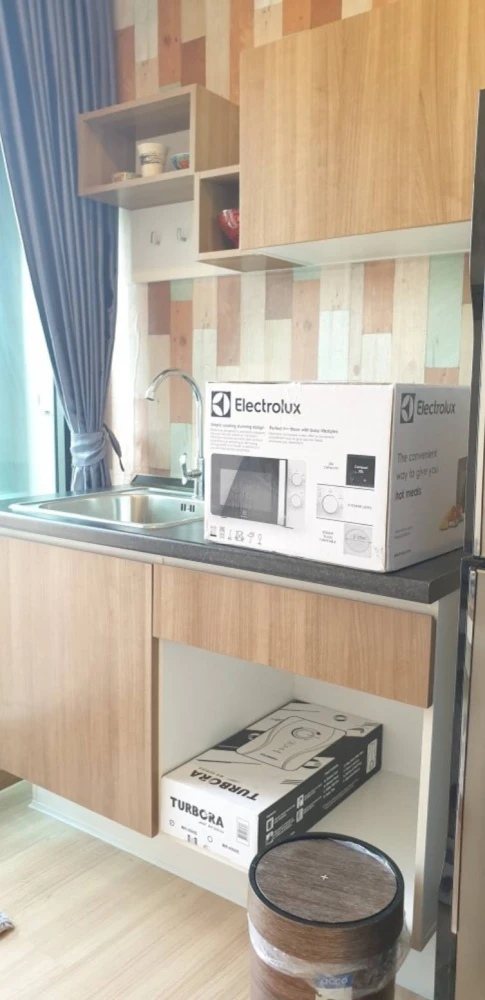 For rent J Condo Sathorn-Kalapaphruek. room ready Comes with full facilities I was told that I had to reserve quickly.