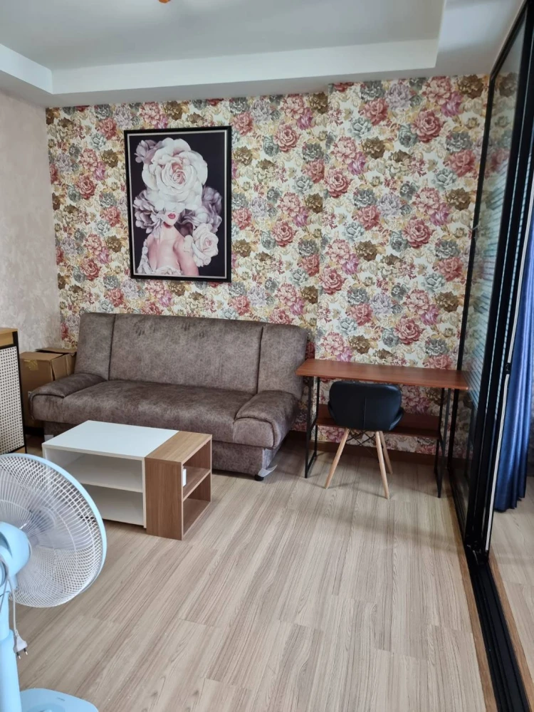 For rent: J-Condo Sathorn Kanlapaphruek, ready to move in, fully furnished, spacious room, good price, book now!!!