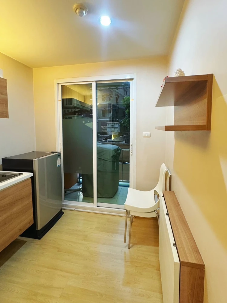 For rent: Emerald Residence Ratchada, 2nd floor, Building C, city view, fully furnished, reserve now, urgently!