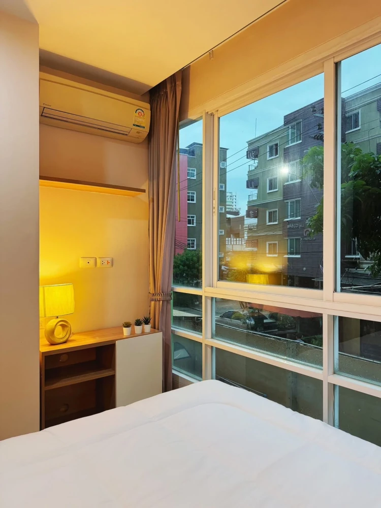 For rent: Emerald Residence Ratchada, 2nd floor, Building C, city view, fully furnished, reserve now, urgently!