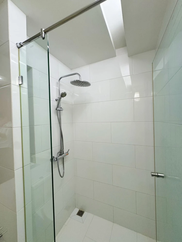For rent: Emerald Residence Ratchada, 2nd floor, Building C, city view, fully furnished, reserve now, urgently!