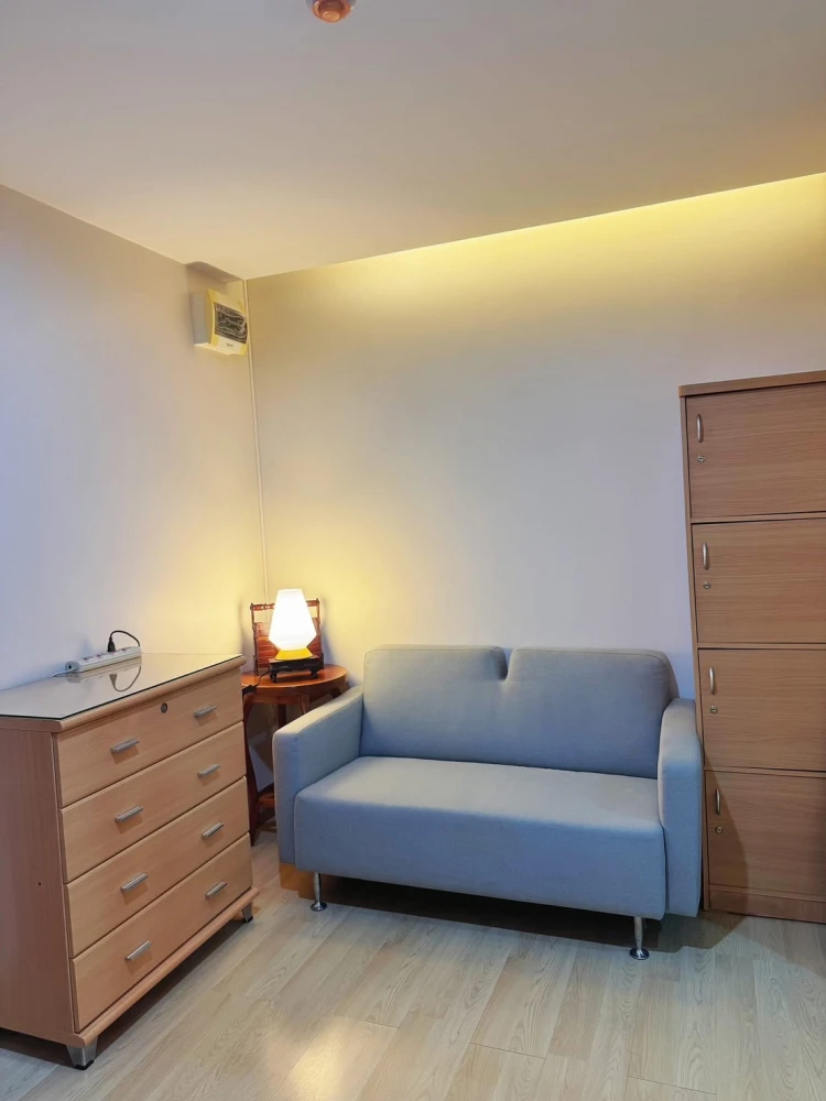 For rent: Emerald Residence Ratchada, 2nd floor, Building C, city view, fully furnished, reserve now, urgently!