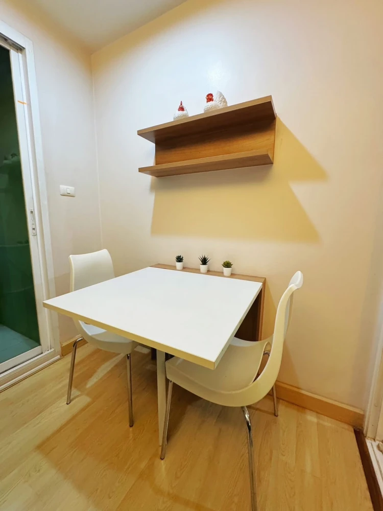 For rent: Emerald Residence Ratchada, 2nd floor, Building C, city view, fully furnished, reserve now, urgently!