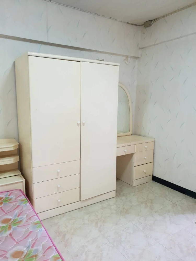 For rent: Diamond Ratchada Condo, ready to move in, affordable price, reserve now!