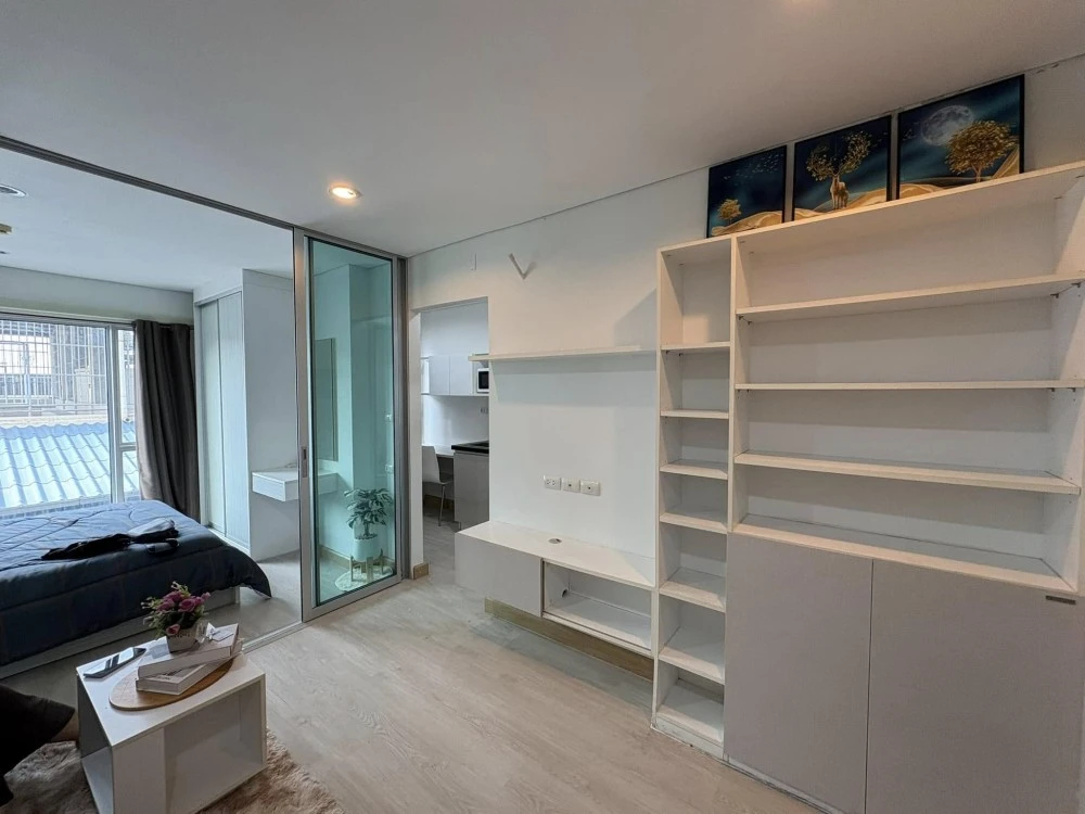 For rent: Serrano Condominium, Rama 2, fully furnished room, ready to move in, with full electrical appliances, must reserve now.