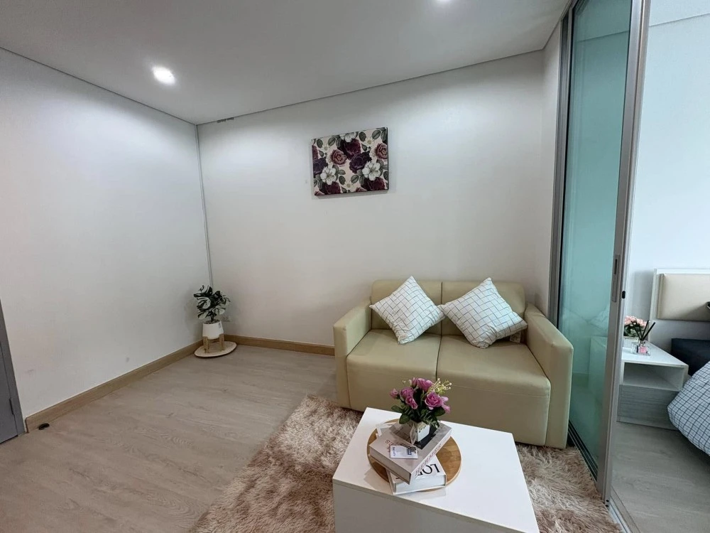 For rent: Serrano Condominium, Rama 2, fully furnished room, ready to move in, with full electrical appliances, must reserve now.