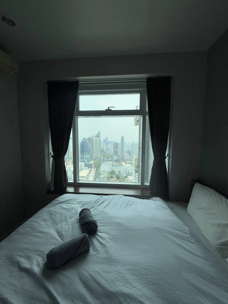 For rent!! Circle Condominium, 38th floor, Building B, open view, beautifully decorated room, fully furnished, hurry up and book now!!