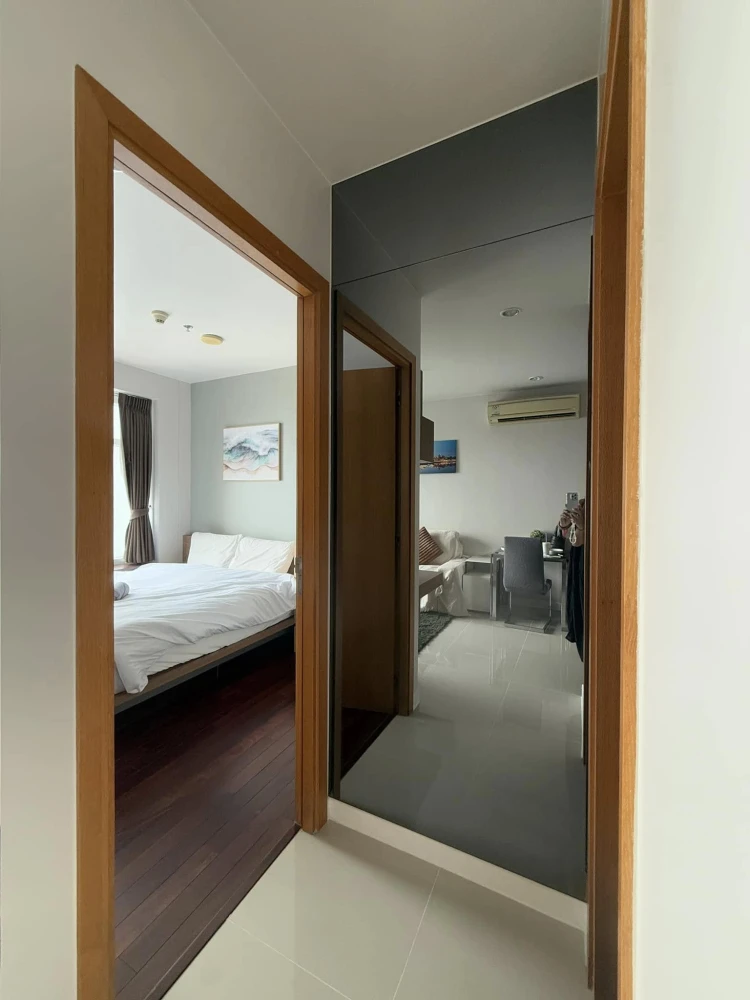 For rent!! Circle Condominium, 38th floor, Building B, open view, beautifully decorated room, fully furnished, hurry up and book now!!