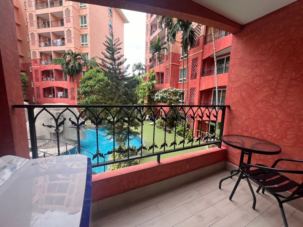 For rent: Seven Seas Condo Resort Jomtien (Jomtien), large room, fully furnished, can't miss out on booking.