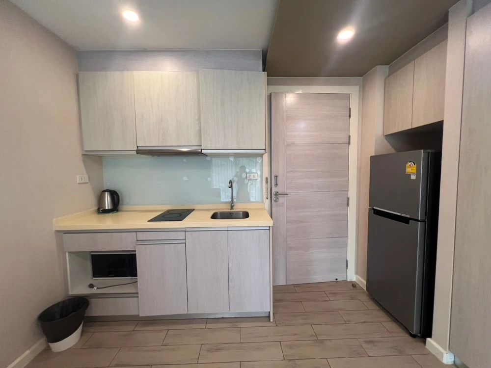 For rent: Seven Seas Condo Resort Jomtien (Jomtien), large room, fully furnished, can't miss out on booking.