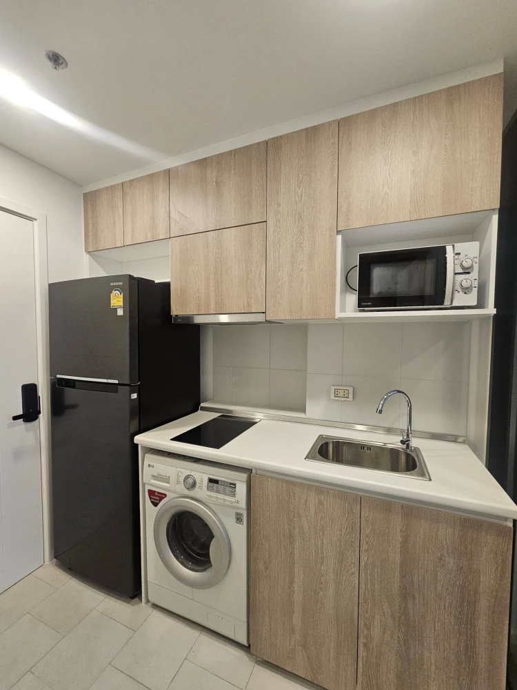 For rent: Denim Chatuchak, 8th floor. Fully furnished and ready to move in!