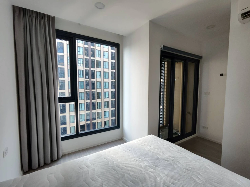 For rent: Denim Chatuchak, Building B, swimming pool view, 19th floor, fully furnished with electrical appliances. Hurry and book now!