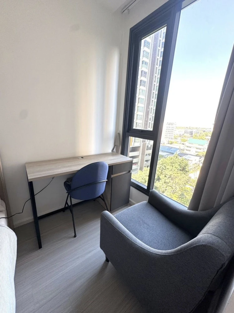 For rent: Denim Chatuchak, Building C, 8th floor. Fully furnished with appliances. Ready to move in.