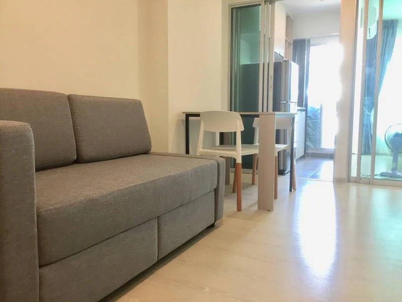 For rent: The Kith Plus Phahonyothin-Khu Khot, 6th floor, Building B, north facing, no sunlight, fully furnished, appliances included, reserve now!