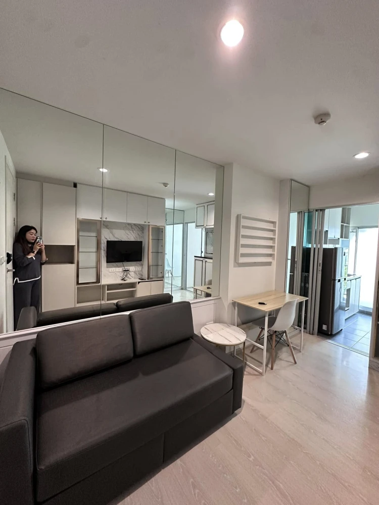 For rent: The Kith Plus Phahonyothin-Khu Khot. The whole room is built-in, very nice, very livable. Don't just look, hurry and reserve now.