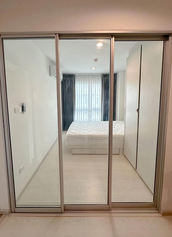 For rent: The Kit Plus Phahonyothin-Khukot Phase 1, Building A. Fully furnished with appliances. Ready to move in.