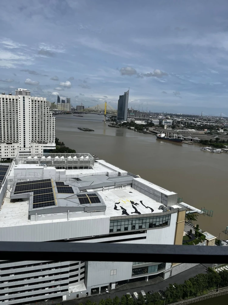For rent: The Key Rama 3, large room, comfortable living, lots of usable space, 26th floor, river view. Hurry and reserve before you miss your chance.