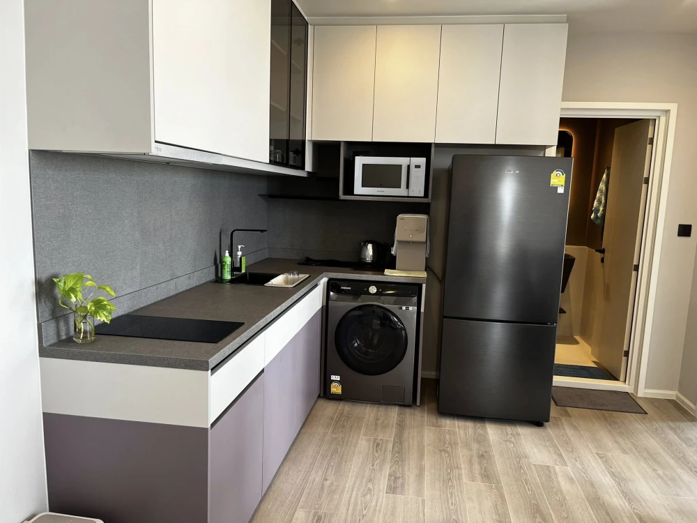 For rent: The Key Rama 3, large room, comfortable living, lots of usable space, 26th floor, river view. Hurry and reserve before you miss your chance.