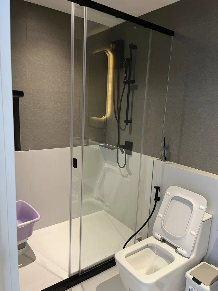 For rent: The Key Rama 3, large room, comfortable living, lots of usable space, 26th floor, river view. Hurry and reserve before you miss your chance.
