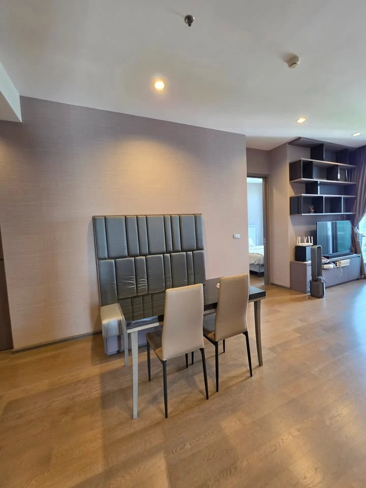 For rent, The Diplomat Sathorn, unblocked view, spacious room, comfortable and fully furnished, ready to move in, book now.