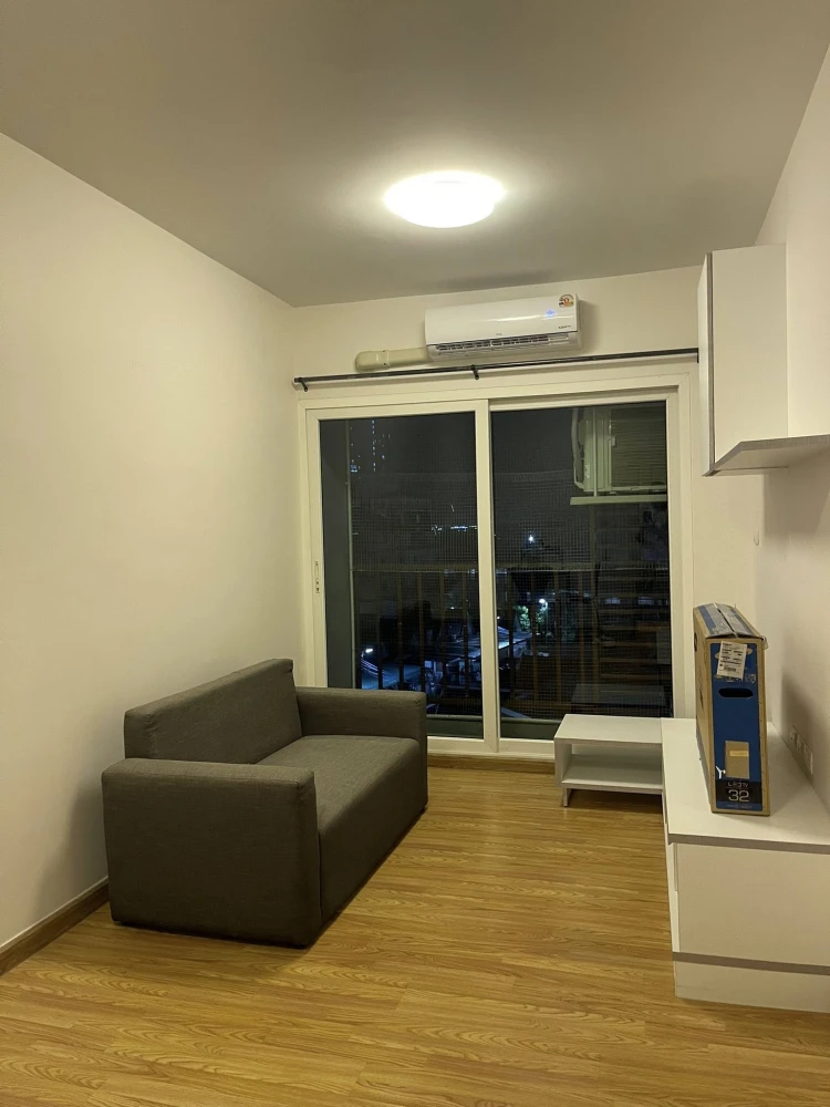 For rent: The Trust Condo, Central Pattaya, 6th floor, city view, fully furnished, ready to move in.