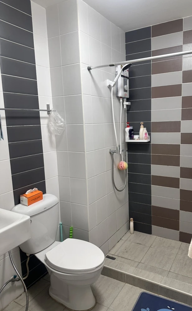 For rent: The Trust Residence Pinklao, ready to move in, fully furnished, affordable price, reserve now!