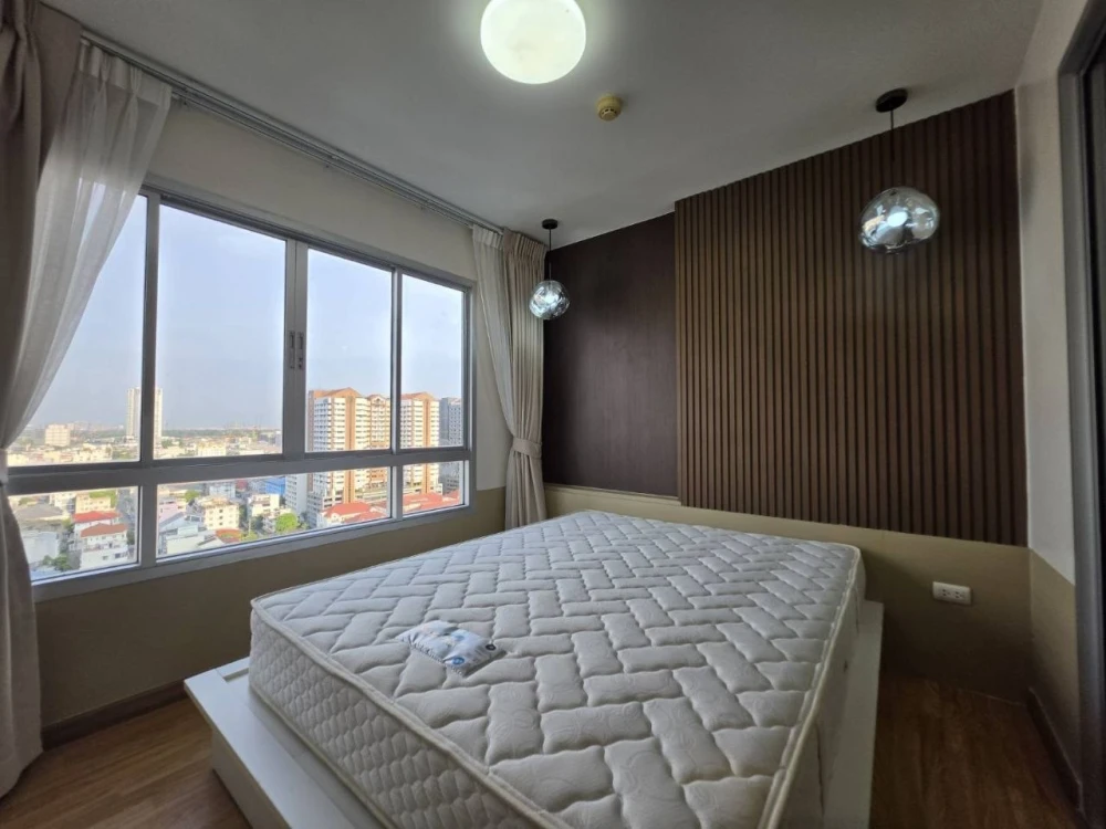 For rent: The Trust Residence Ratchada-Rama 3, 18th floor. Fully furnished with appliances. Stunning built-in decoration. Don't miss out!