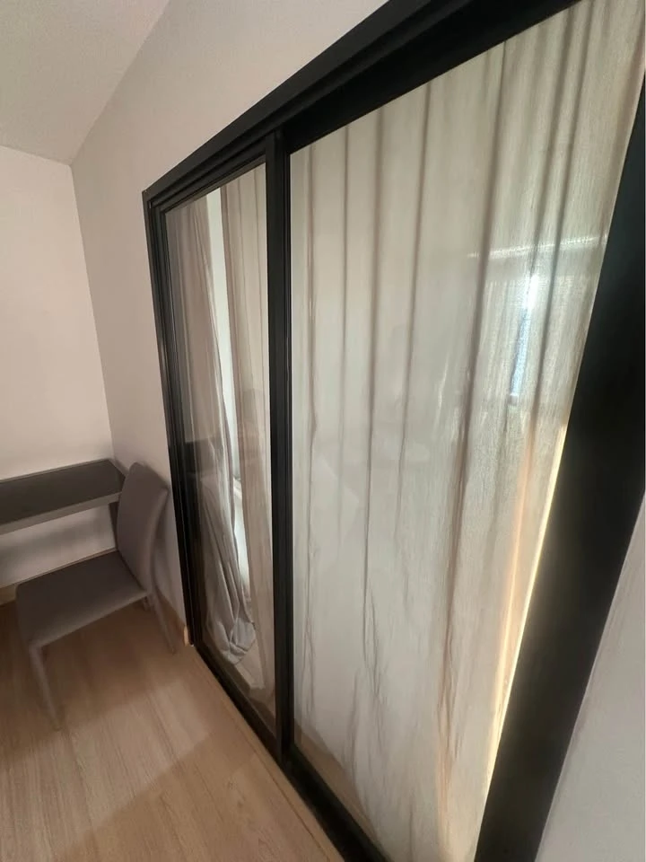 For rent: The Niche Mono Bangna Phase 2, Fully Furnished, complete with electrical appliances, move in now, don't hesitate.