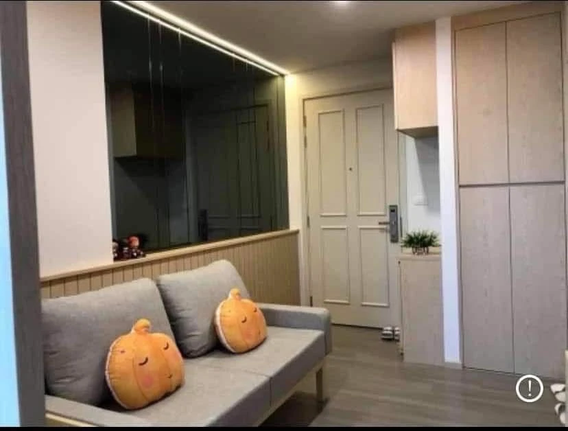 For rent: The Parkland Charan-Pinklao, pool view, middle zone, built-in decoration, beautiful room, as shown in the picture, no deception
