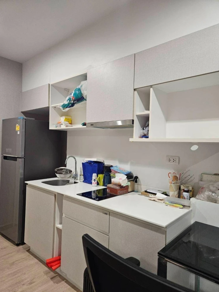 For rent: The Parkland Phetkasem - Tha Phra, 15th floor, corner room, open view, no buildings blocking, very private. You will regret it if you miss i