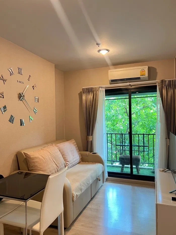 For rent: The Parkland Phetkasem - Tha Phra, pool and tree view, shady, not hot, fully furnished, if you delay, you'll definitely miss out.