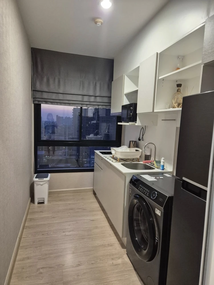 For rent: The Parkland Phetkasem - Tha Phra, corner room, 18th floor, 2-way view, complete electrical appliances, must reserve!!