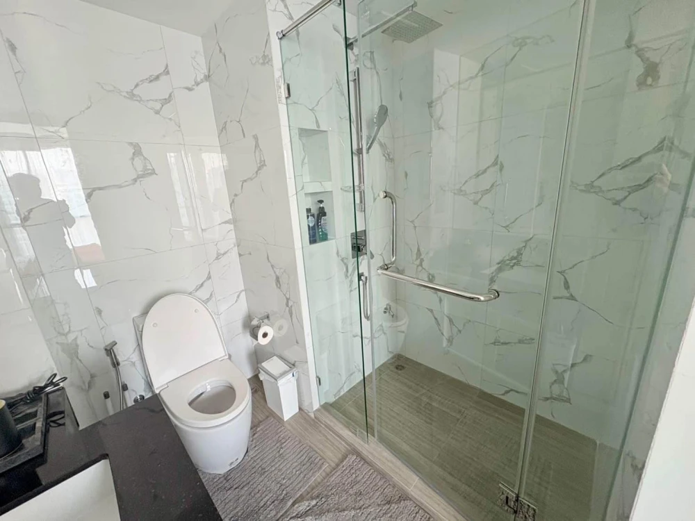 For rent: The Panorama Pattaya (South Pattaya), 8th floor, city view, beautiful room, fully furnished, ready to move in. Interested, hurry and book no