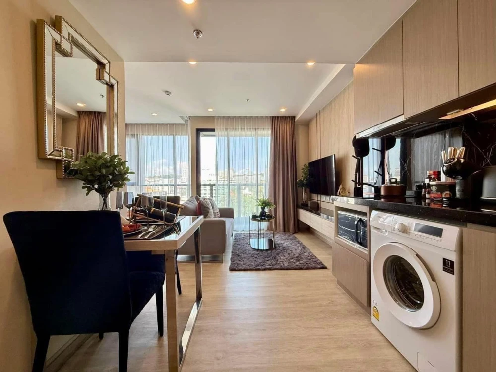 For rent: The Panorama Pattaya (South Pattaya), 8th floor, city view, beautiful room, fully furnished, ready to move in. Interested, hurry and book no