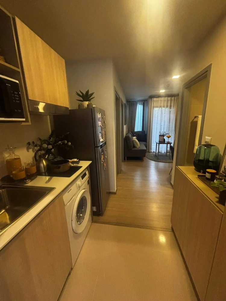 For rent: The Move Bang Khae, spacious room with usable space. Pet owners definitely shouldn't miss this.
