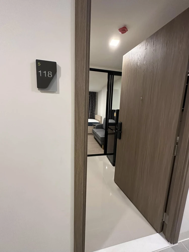 For rent The Move Ram 22 with furniture. One bag ready to stay You can't miss it. Hurry.