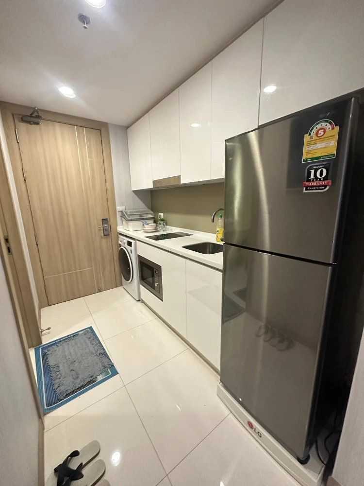 For rent: The Riviera Wongamat Beach (North Pattaya), 10th floor, beautiful room, fully furnished, book now.
