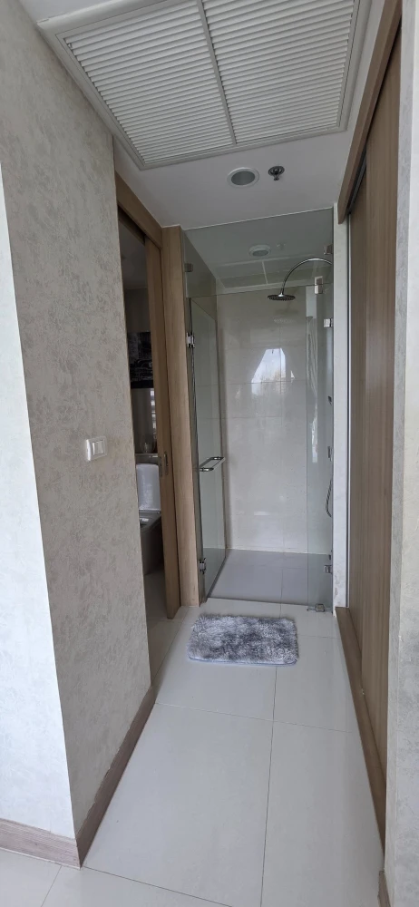 For rent: The Riviera Wongamat, ready to move in, spacious and comfortable room, hurry and reserve now!!!