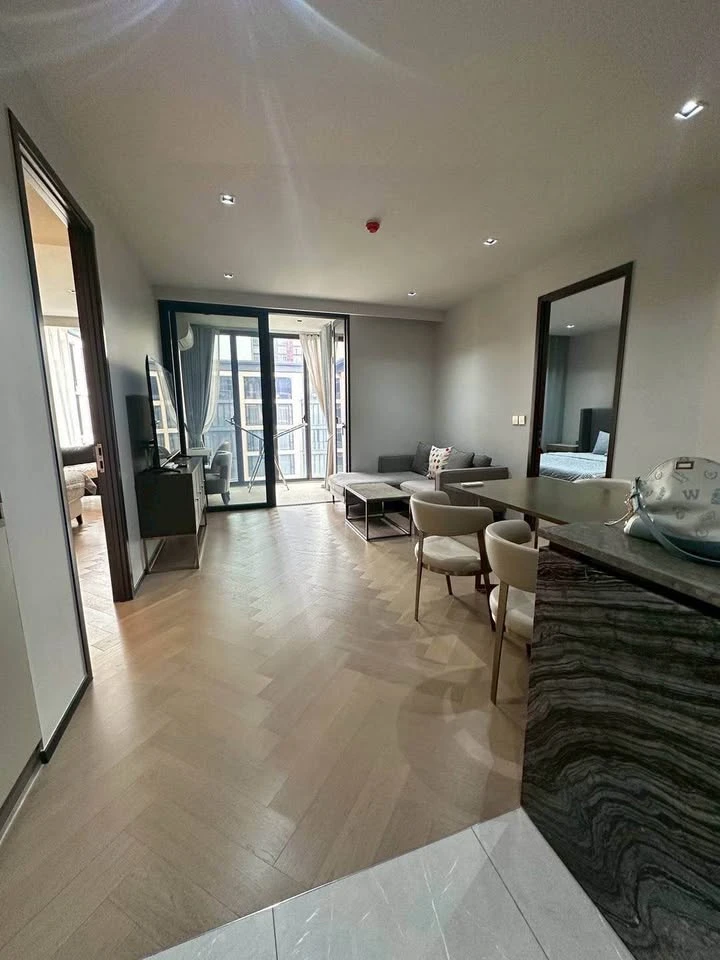 For rent!! The Reserve 61 Hideaway, pool view, fully furnished, ready to move in.